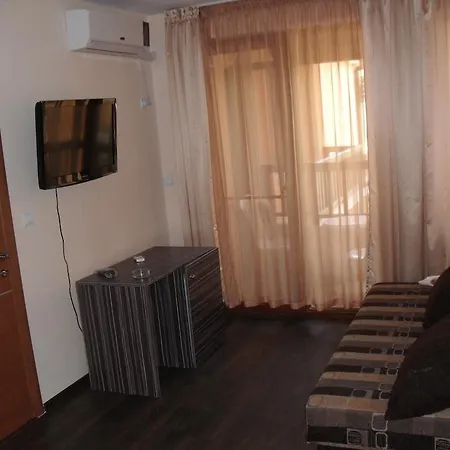 Family Hotel Malibu Chernomorets Room photo